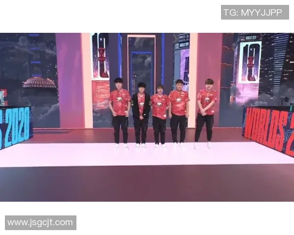 JDG战队灵活性引发热议分析其战术选择与团队配合的深层次影响